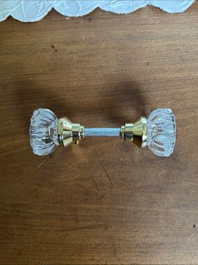 Clear Glass Crystal Door Knob Set with Polished Brass Hardware